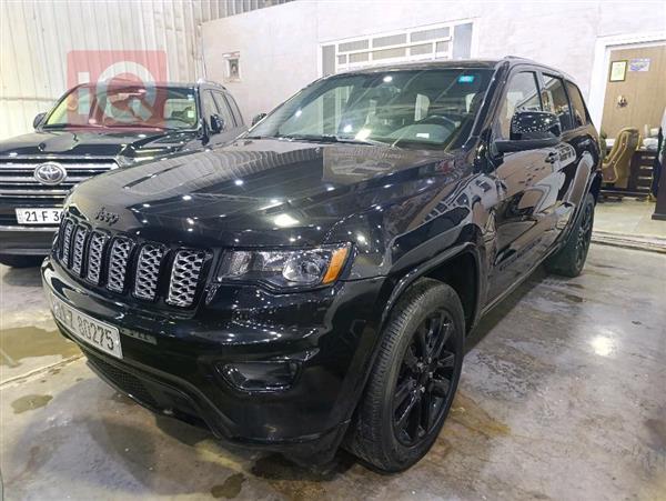 جيب جراند شيروكي 2022 للبيع في العراق -  بغداد